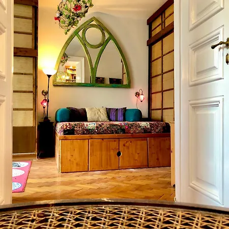 Boho Hipster At Downtown Apartment *